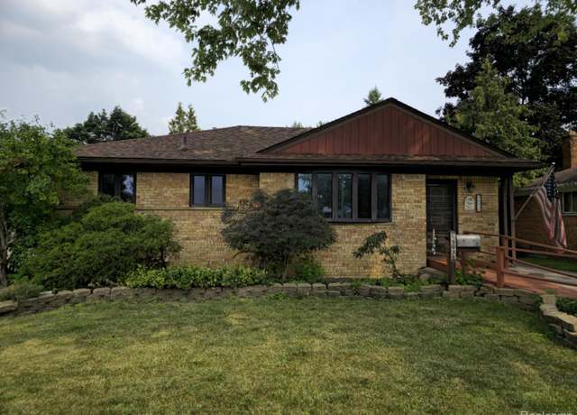 Property at 9036 Merriman Rd, Livonia, MI 48150, 3 beds, 1.5 baths