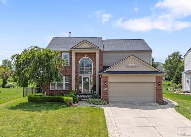 Property at 17736 Troon Trl, Macomb Township, MI 48042, 4 beds, 3 baths