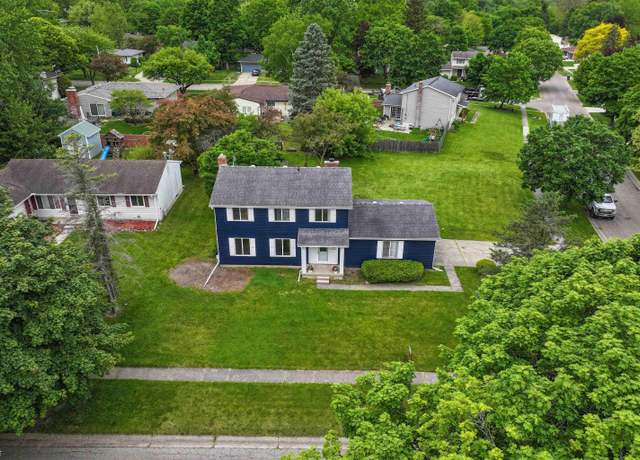Property at 406 Windmill Pt, Flushing, MI 48433, 4 beds, 2 baths