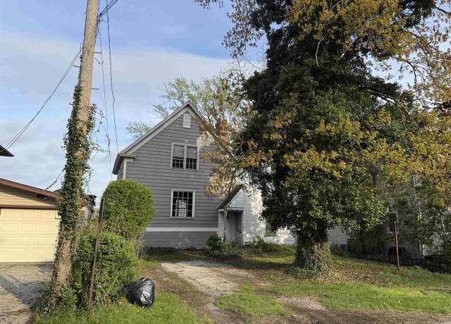 Property at 204 Saint Clair River Dr Dr, Algonac, MI 48001, 2 beds, 1.5 baths