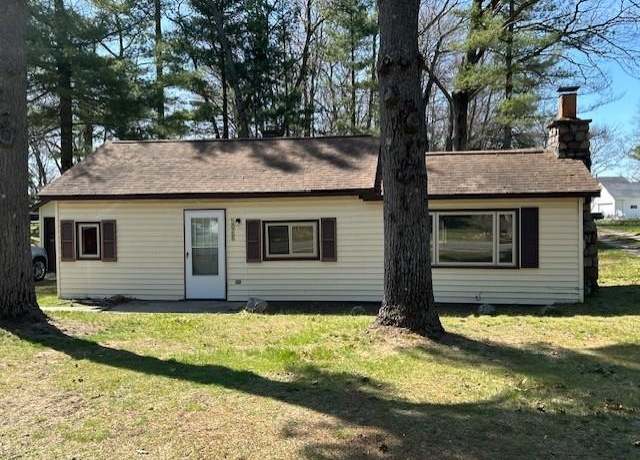 Property at 5066 E Michigan Ave, Au Gres, MI 48703, 3 beds, 1 bath