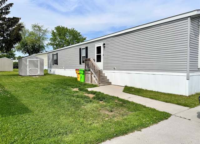 Property at 15323 Enchante Dr, Clinton Township, MI 48038, 2 beds, 2 baths