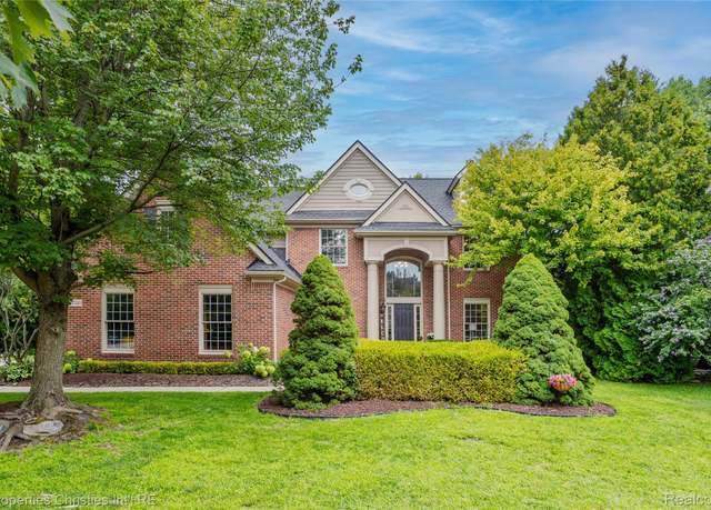 Property at 47320 Autumn Park Ct, Novi, MI 48374, 4 beds, 3.5 baths