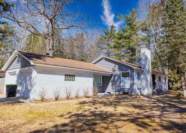 Property at 208 Stuckey Ave, Roscommon, MI 48653, 3 beds, 2 baths