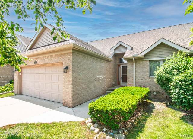 Property at 249 Essex Ln, Canton, MI 48187, 2 beds, 2.5 baths