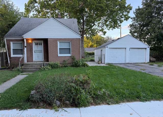 Property at 663 Lenox Ave, Pontiac, MI 48340, 3 beds, 1 bath