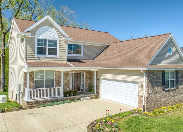 Property at 10478 River Edge Rd, Saline, MI 48176, 4 beds, 2.5 baths