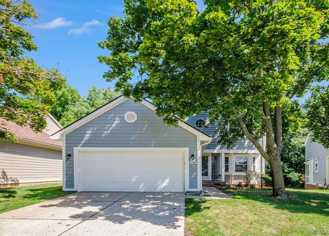 Property at 31096 Columbia Dr, Novi, MI 48377, 4 beds, 2.5 baths