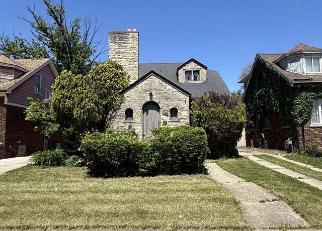 Property at 9142 Yorkshire Rd, Detroit, MI 48224, 5 beds, 1.5 baths
