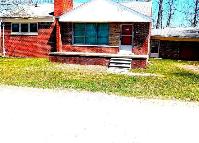 Property at 4045 Grove Hill Dr, Brighton, MI 48114, 3 beds, 1.5 baths