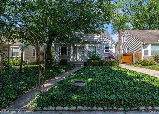 Property at 3307 Ellwood Ave, Royal Oak, MI 48073, 3 beds, 2 baths