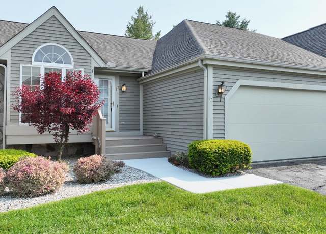 Property at 17 E Drake Dr, Saginaw, MI 48603, 3 beds, 2.5 baths