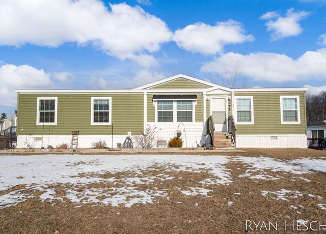 Property at 1133 Yeomans St #193, Ionia, MI 48846, 3 beds, 2 baths