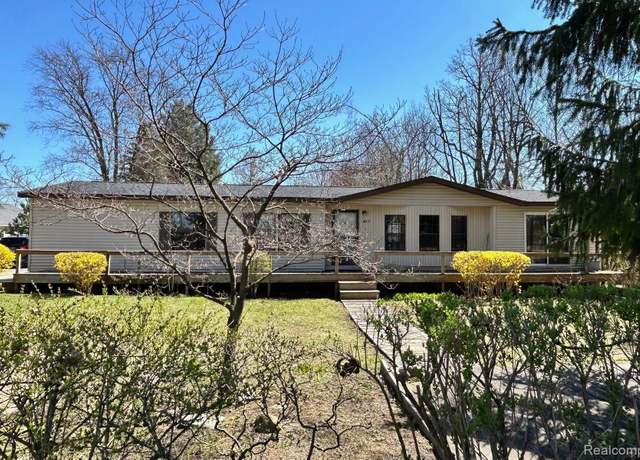 Property at 1877 S Almont Ave, Imlay City, MI 48444, 3 beds, 2 baths
