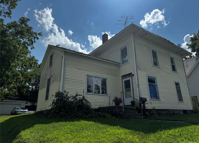 Property at 411 W Ash St, Mason, MI 48854, 3 beds, 2 baths