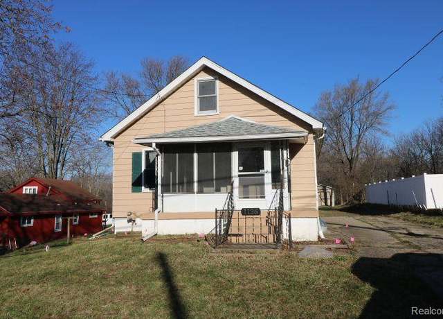 Property at 1136 Gilbert St, Flint, MI 48532, 2 beds, 1 bath