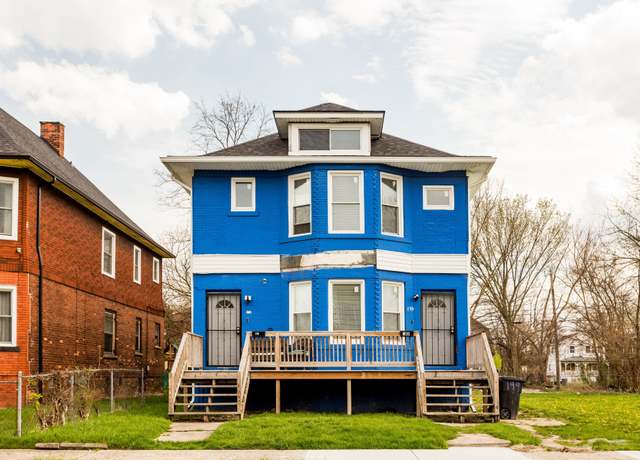Property at 197 W Buena Vista St, Highland Park, MI 48203, 4 beds, 2 baths