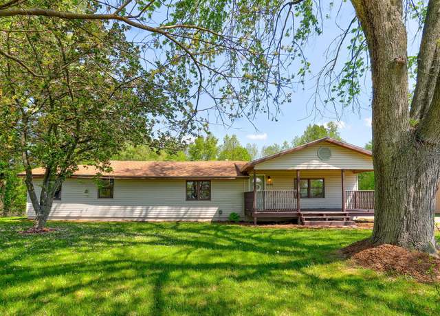Property at 6643 109th Ave, South Haven, MI 49090, 4 beds, 1.5 baths