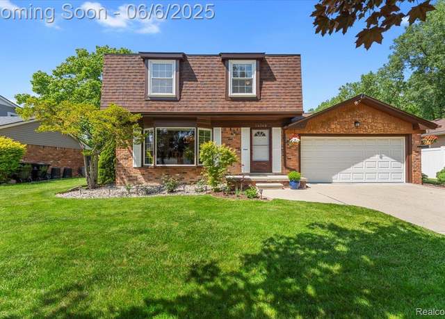Property at 16268 Truwood St, Trenton, MI 48183, 3 beds, 2.5 baths