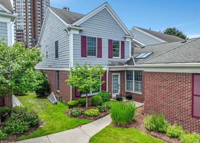 Property at 9002 Harbor Place Dr, St Clair Shores, MI 48080, 3 beds, 2.5 baths