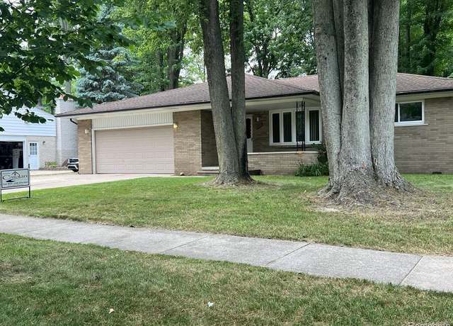 Property at 2763 Ranieri Dr, Troy, MI 48085, 3 beds, 3 baths
