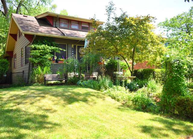 Property at 409 Englewood Ave, Royal Oak, MI 48073, 3 beds, 1 bath