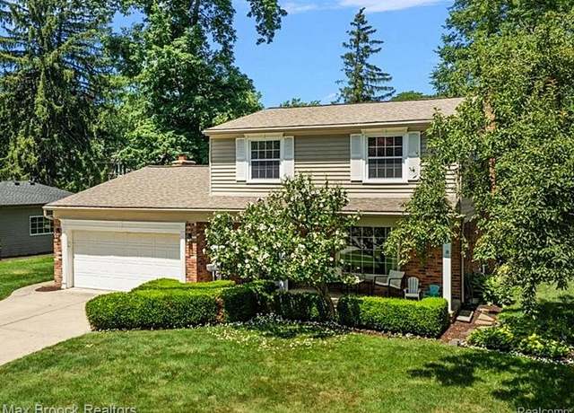 Property at 15940 Lauderdale Ave, Beverly Hills, MI 48025, 4 beds, 2 baths