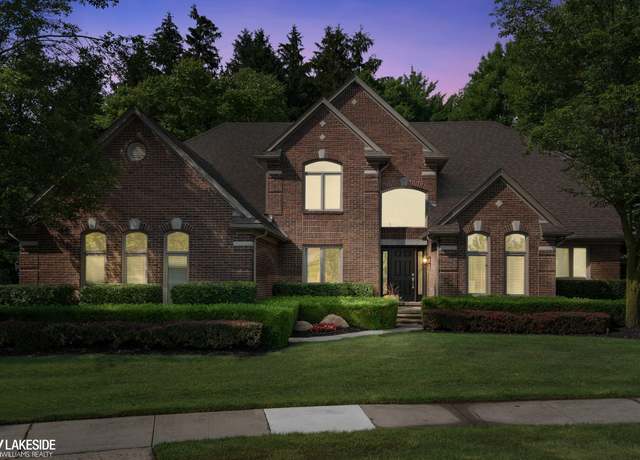 Property at 11357 Embassy Ct, Shelby Twp, MI 48315, 4 beds, 3.5 baths