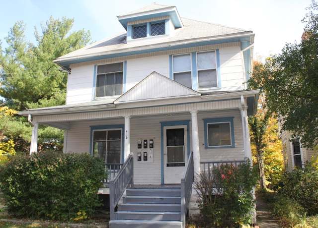 Property at 415 Davis St, Kalamazoo, MI 49007, 3 beds
