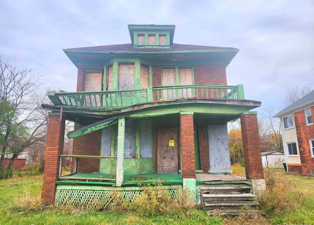Property at 1633 Taylor St, Detroit, MI 48206, 5 beds, 2 baths