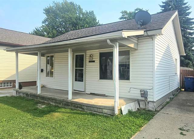 Property at 11108 Continental Ave, Warren, MI 48089, 2 beds, 1 bath