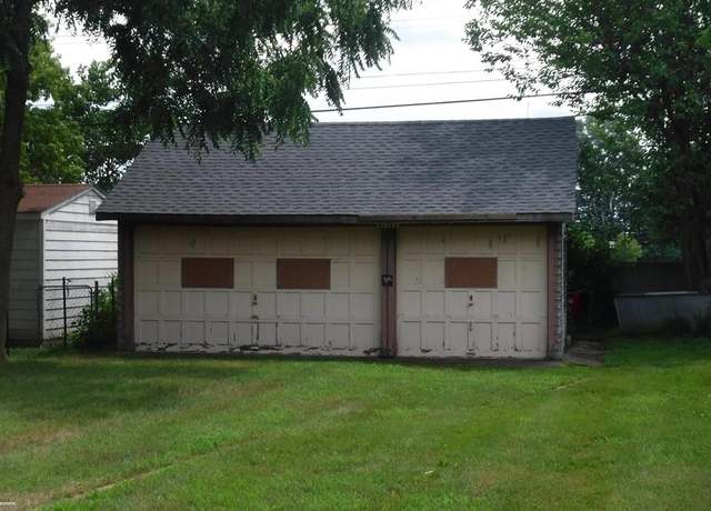Property at 21132 Woodward St, Clinton Township, MI 48035