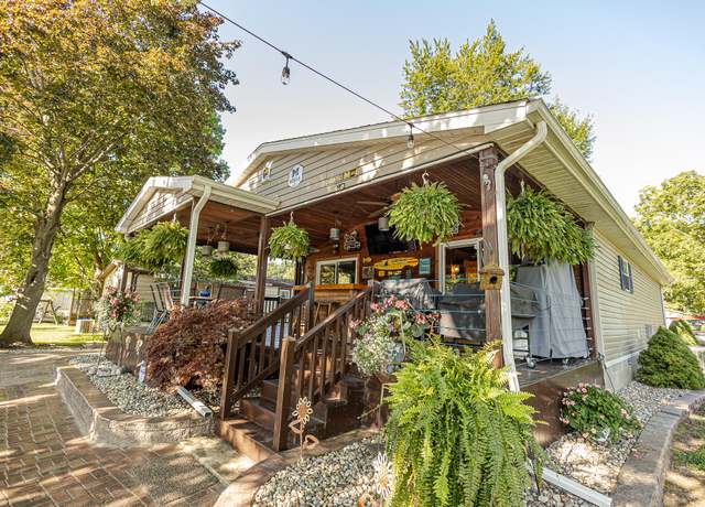 Property at 74 Lucky Dr, Coldwater, MI 49036, 3 beds, 1 bath