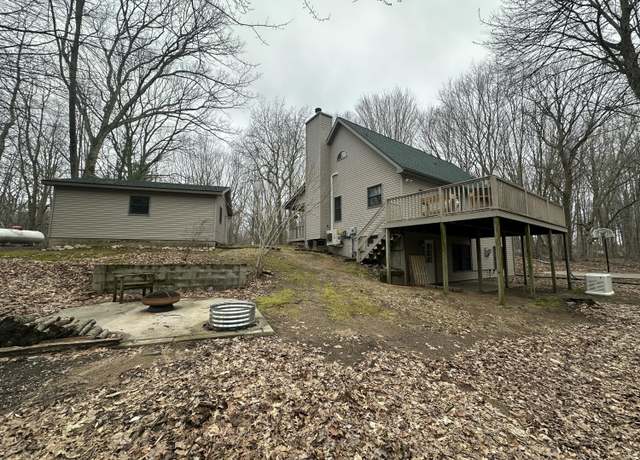Property at 4714 N Lincoln Rd, Ludington, MI 49431, 4 beds, 2 baths