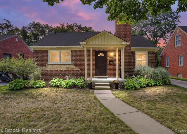 Property at 1962 Sheffield Rd, Birmingham, MI 48009, 2 beds, 2 baths