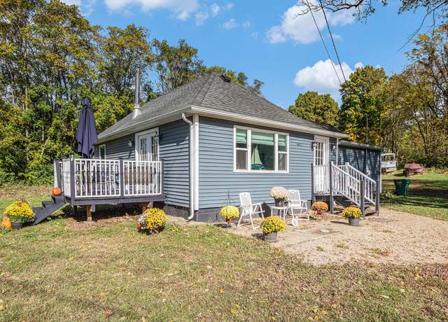Property at 4617 Mead Rd, Buchanan, MI 49107, 3 beds, 2 baths