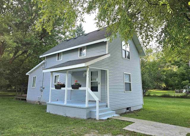Property at 111 Wheeler St, Alma, MI 48801, 2 beds, 1 bath