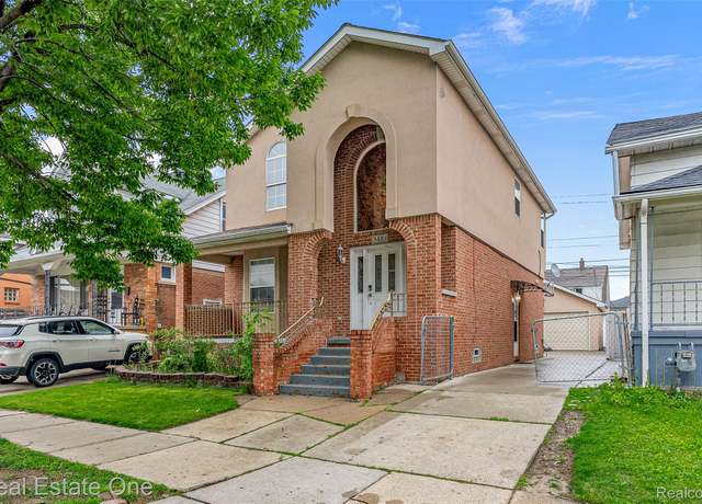 Property at 5410 Argyle St, Dearborn, MI 48126, 3 beds, 3.5 baths