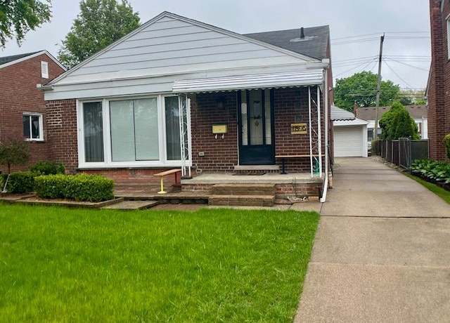 Property at 1805 Walnut St, Dearborn, MI 48124, 3 beds, 1 bath