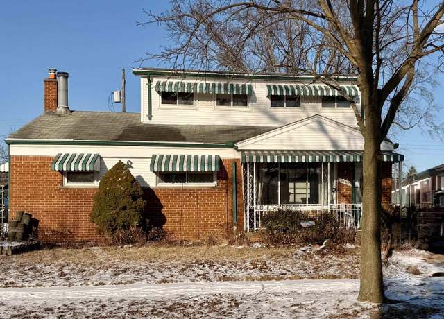 Property at 23519 Recreation St, St Clair Shores, MI 48082, 4 beds, 1.5 baths