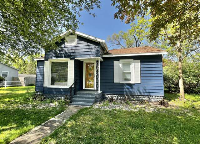 Property at 2217 Regent St, Kalamazoo, MI 49004, 2 beds, 1 bath