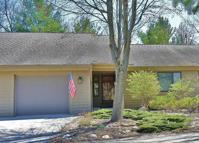 Property at 6458 Mission Rdg, Traverse City, MI 49686, 2 beds, 2.5 baths