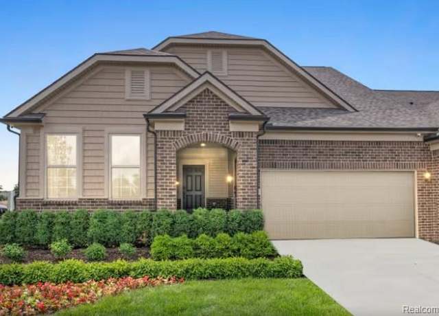 Property at 816 Kelpie Dr, Ann Arbor, MI 48108, 3 beds, 3 baths
