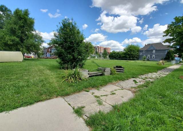 Property at 690 W Philadelphia St, Detroit, MI 48202