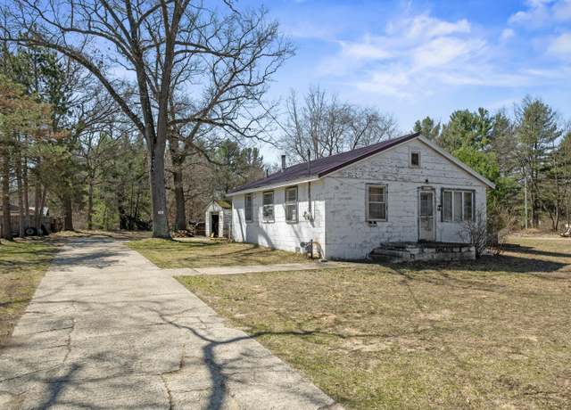 Property at 6975 E Apple Ave, Muskegon, MI 49442, 2 beds, 1 bath