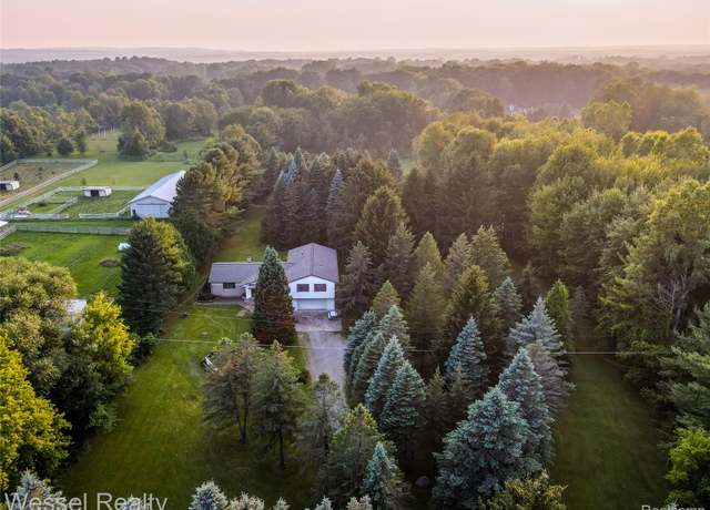 Property at 2465 Texter Rd, Leonard, MI 48367, 4 beds, 3 baths