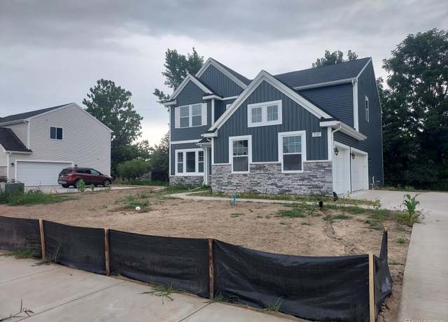 Property at 7132 Primrose Ln, Grand Blanc, MI 48439, 4 beds, 3.5 baths