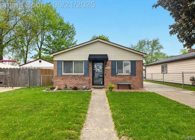 Property at 20373 Voiland St, Roseville, MI 48066, 3 beds, 1 bath