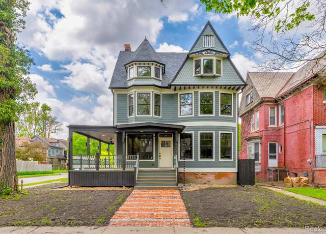 Property at 4301 Avery St, Detroit, MI 48208, 5 beds, 5 baths