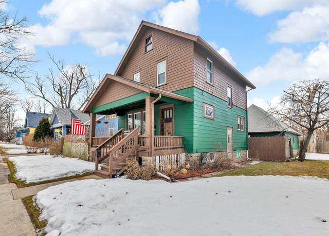 Property at 1526 Howard St, Port Huron, MI 48060, 3 beds, 1 bath
